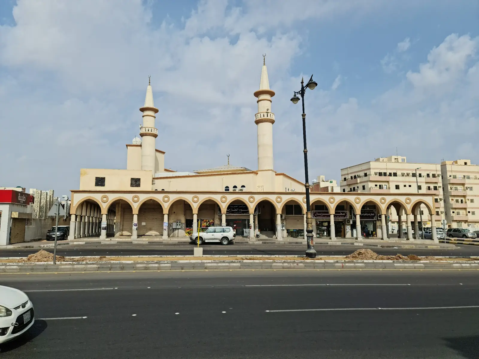 مسجد المنارتين